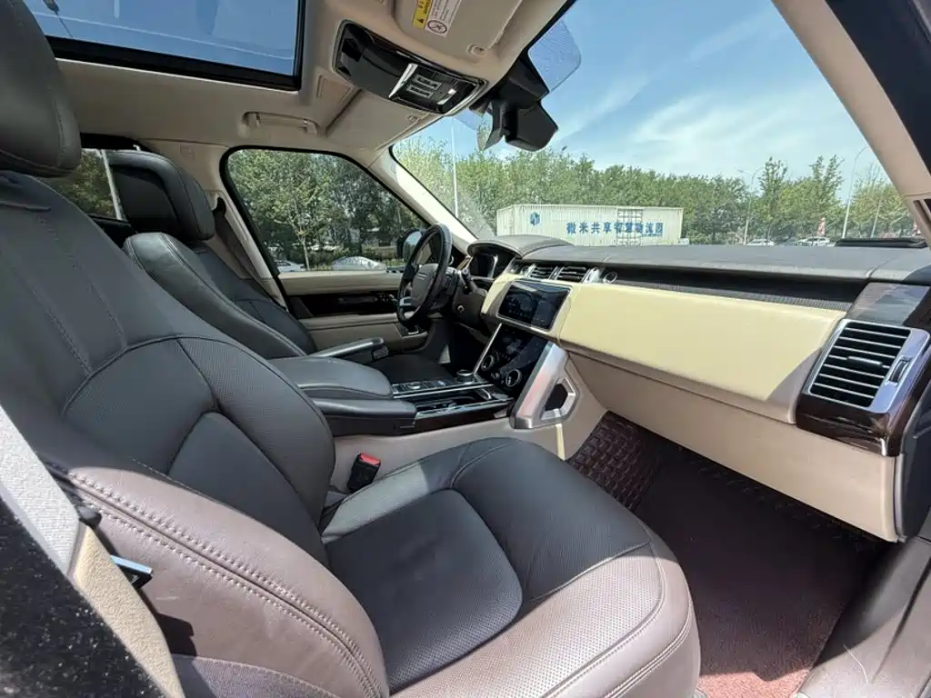 LAND ROVER RANGE ROVER
