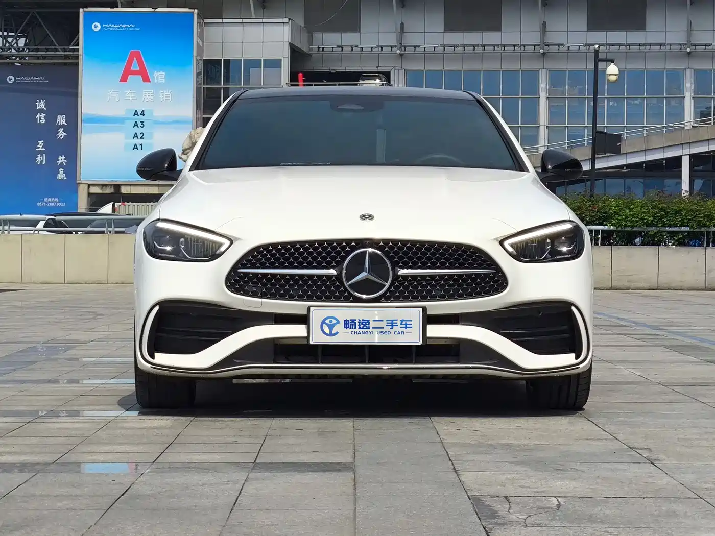 Mercedes-Benz C-Class 2023 Facelift II C 260 L Night Edition фото 2