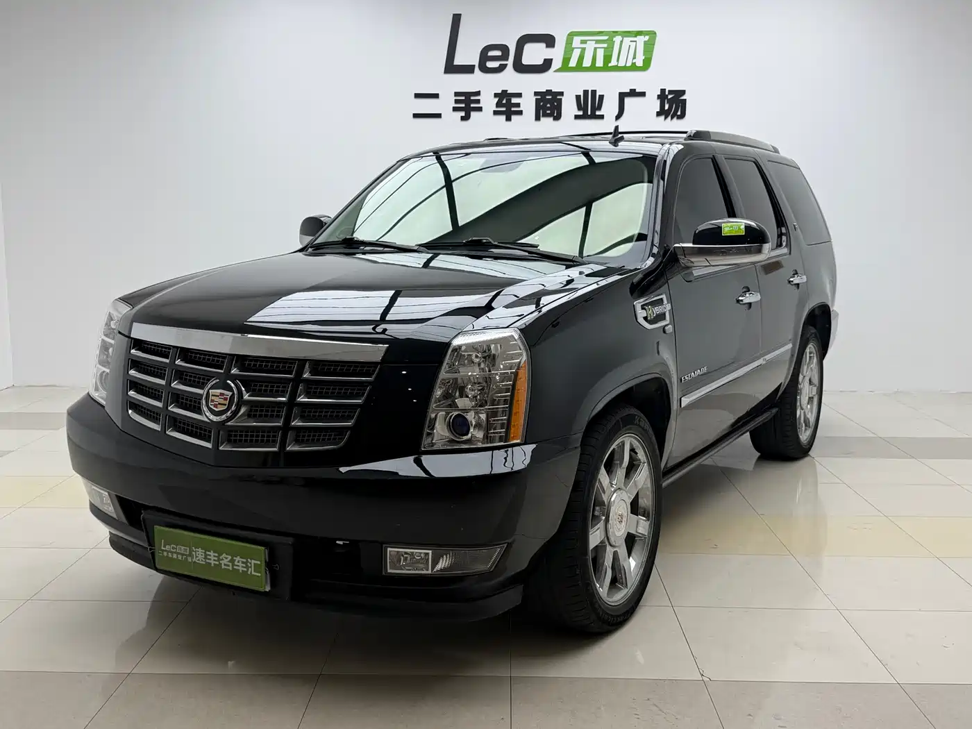 Фото 1 - Cadillac Escalade