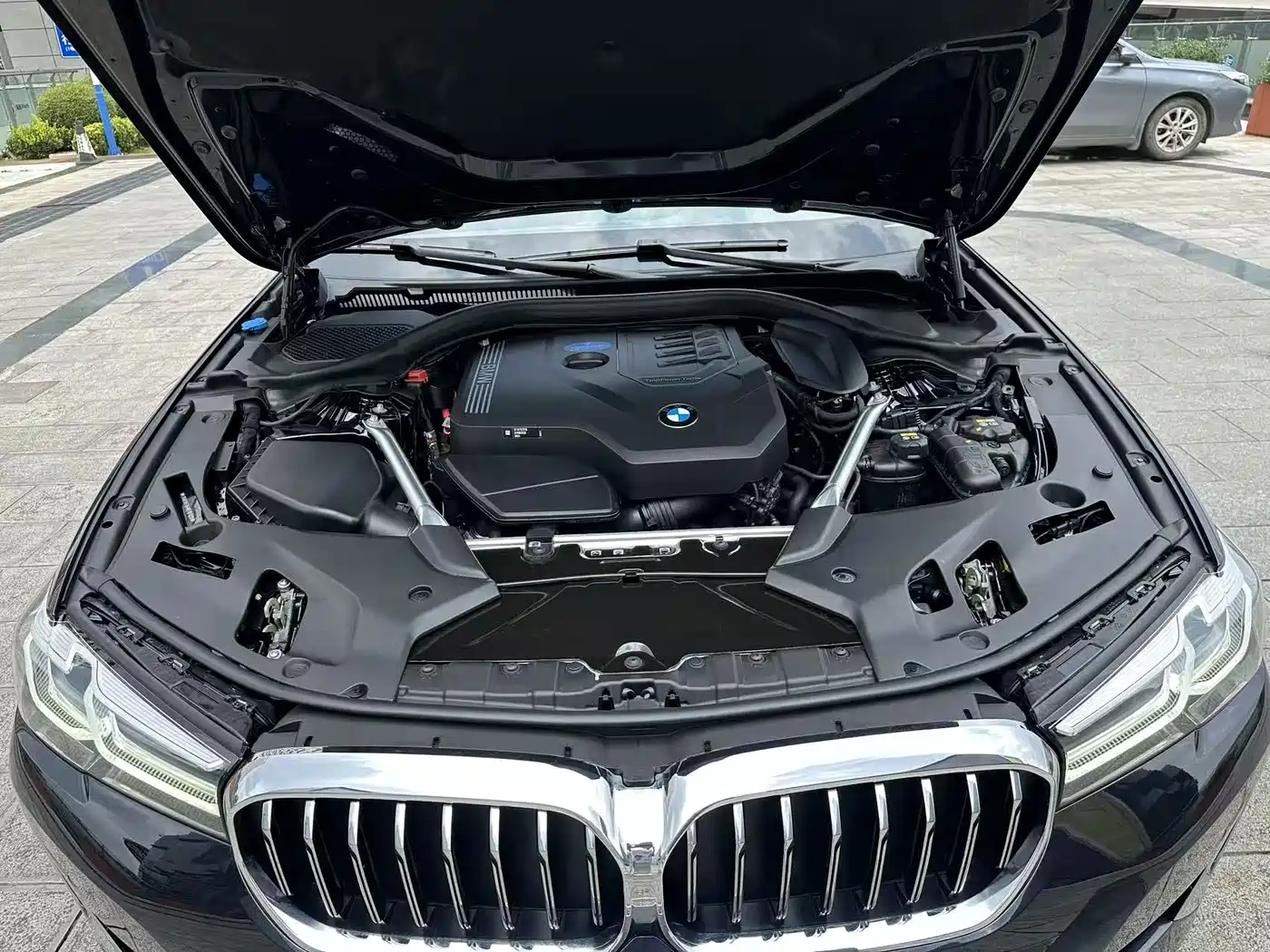 BMW 5 Series, миниатюра 24