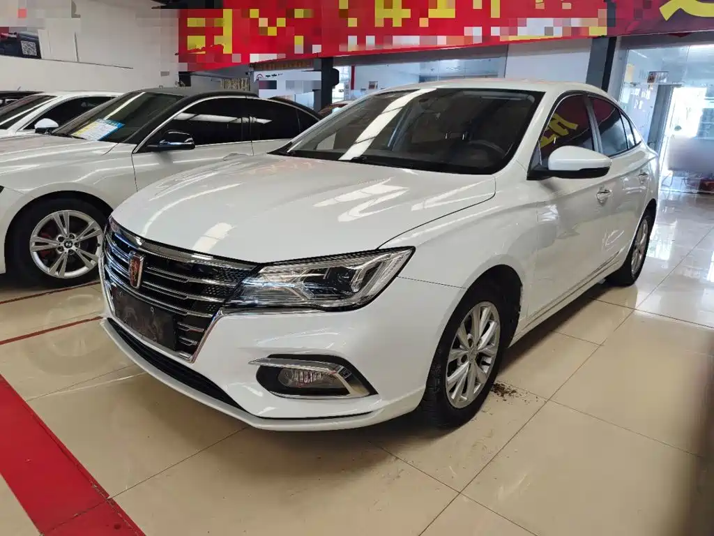 Roewe i5 2019 2019 1.5L Manual 4G-Connected Langyue Edition