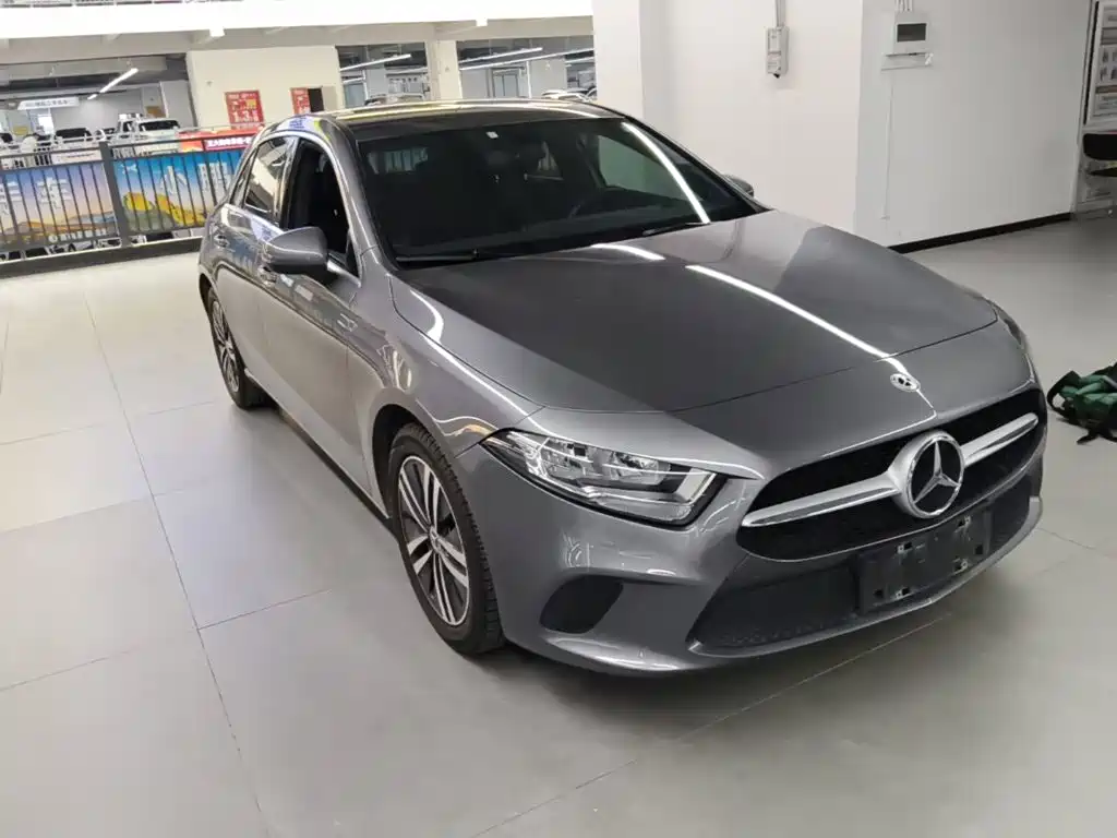 MERCEDES-BENZ CLASS A (IMPORTED)