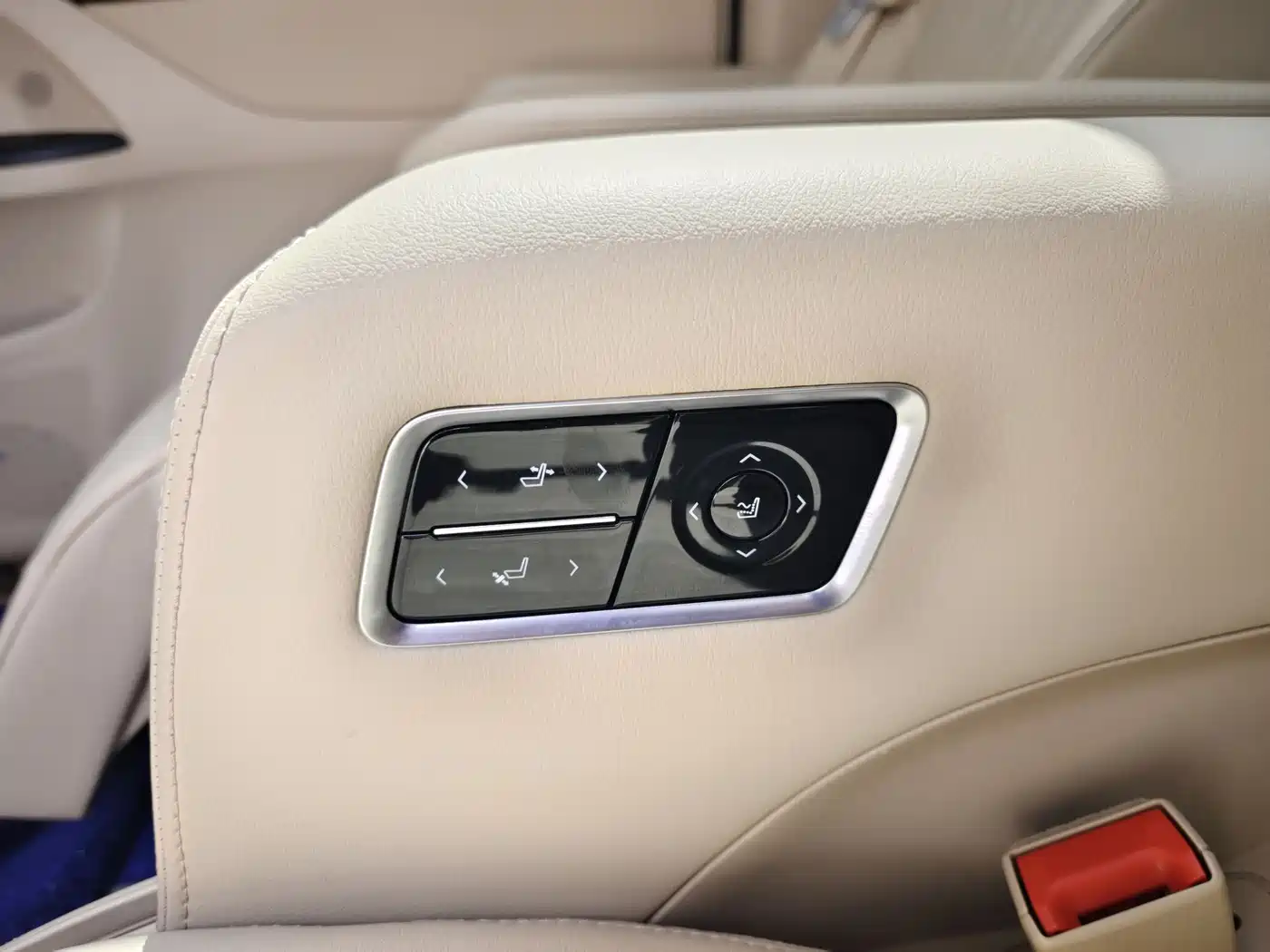 Buick GL8 2023 ES Landmaster Flagship фото 13