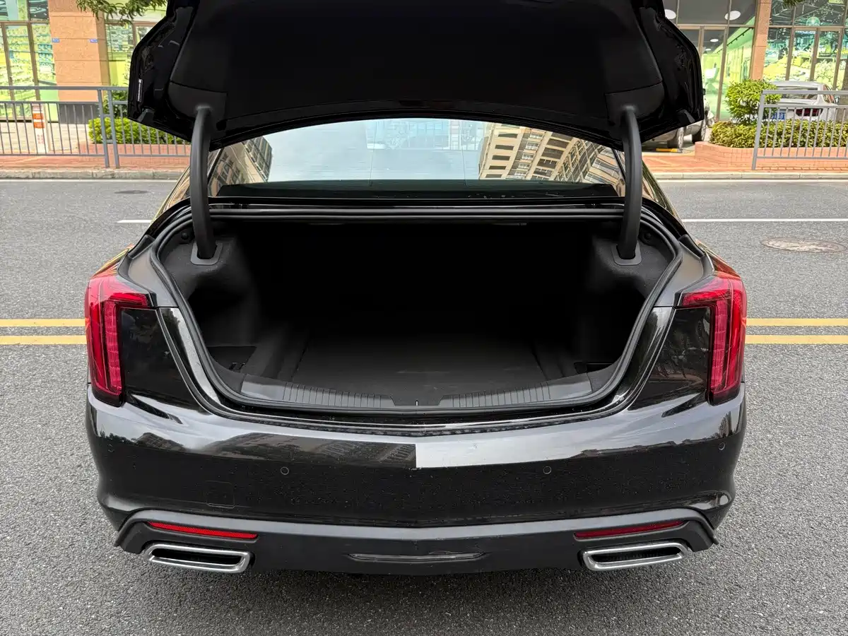 Cadillac CT5 2025 2025 Model 28T Urban Sport Edition