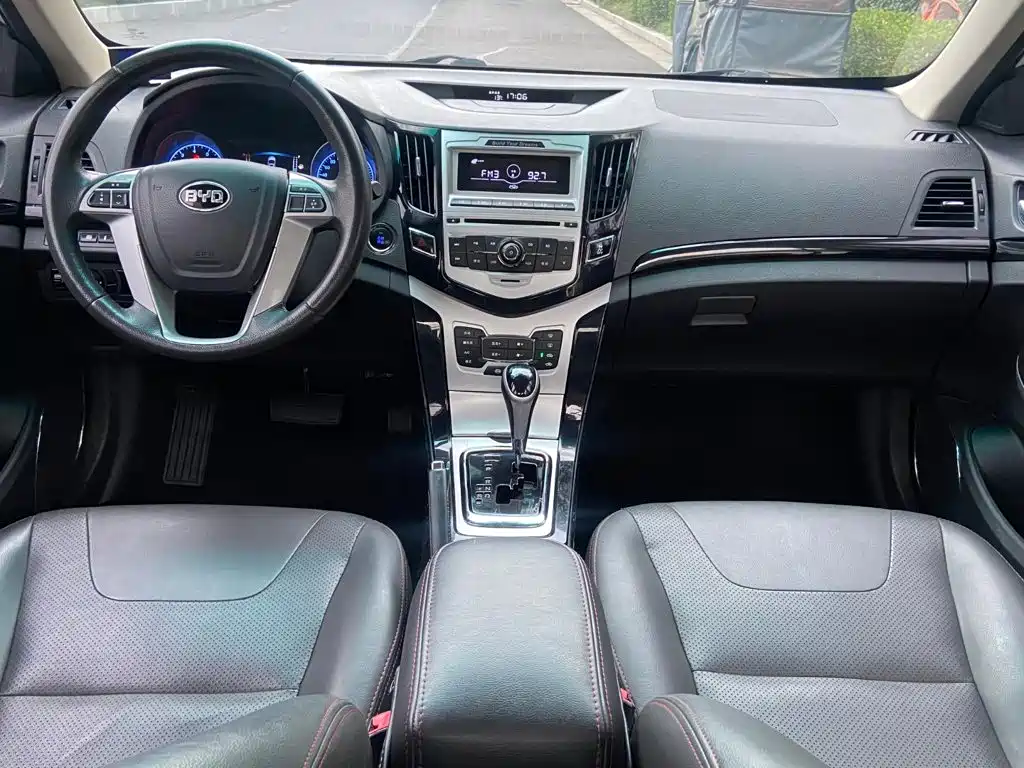 Photo 10 - BYD Surui