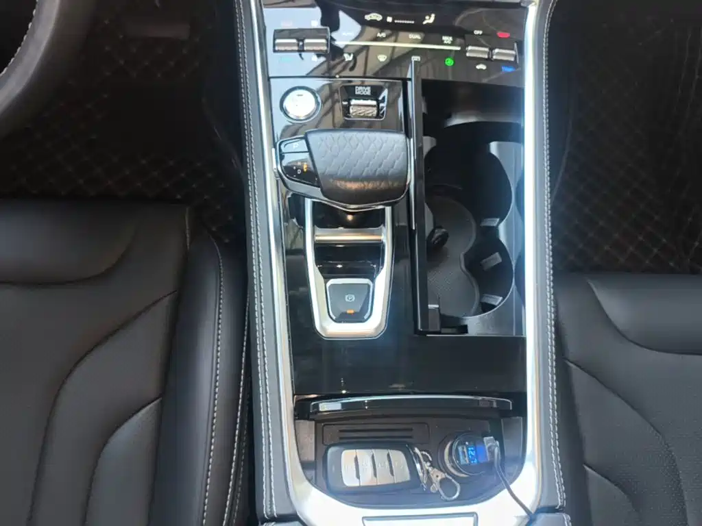 Changan CS85 2019 2019 1.5T DCT Dynamic Edition China VI