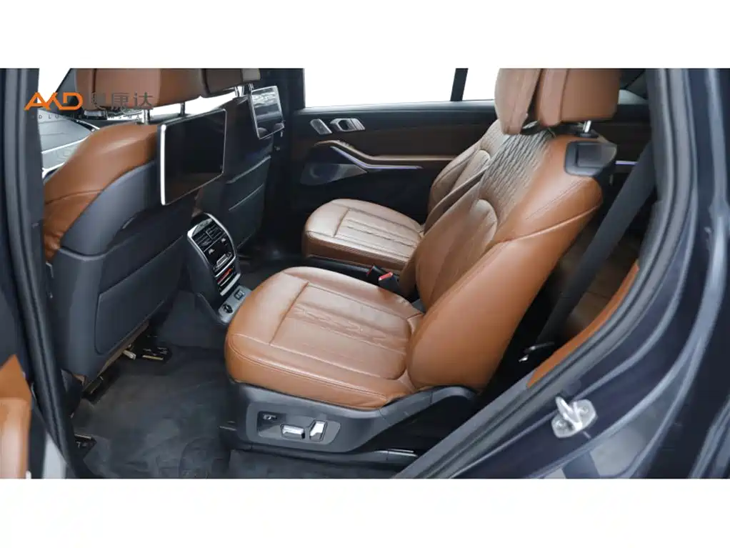 Фото 7 - BMW X7