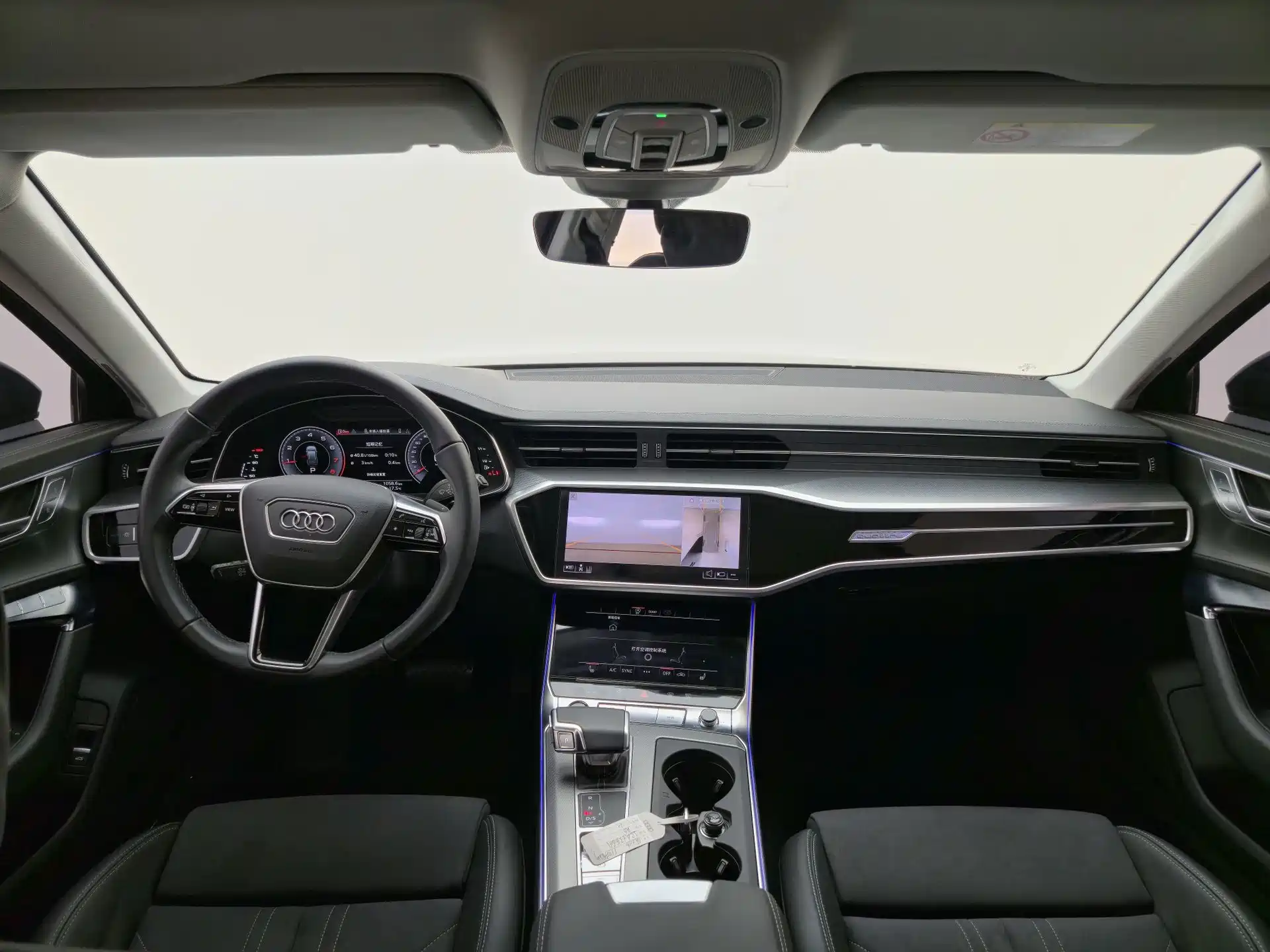 Photo 6 - Audi A6 (Import)