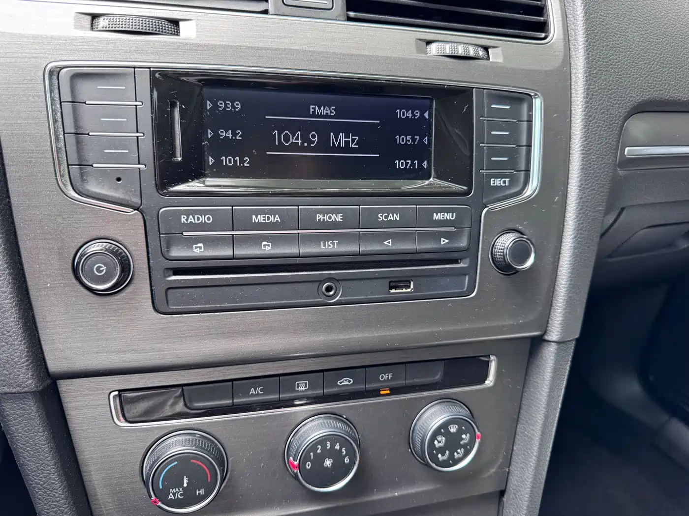 Photo 19 - Volkswagen Golf
