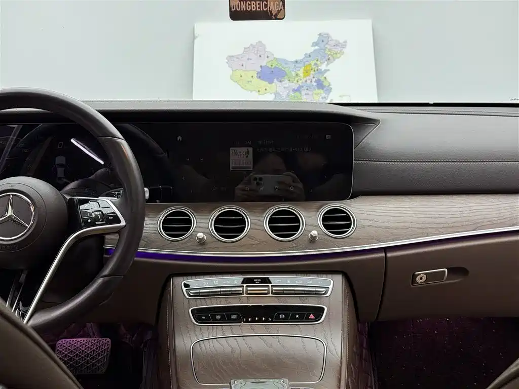 Mercedes-Benz E-Class New Energy 2022 E 350 e L Plug-in Hybrid Sedan фото 10