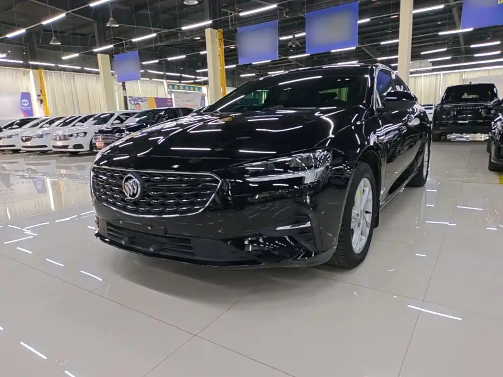 Photo 1 - Buick Regal