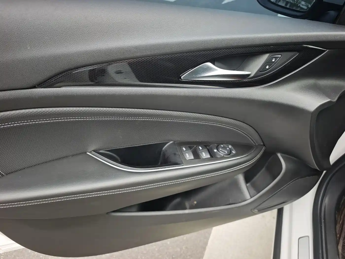 Buick Regal 2024 25T Ultra Comfort Edition фото 5