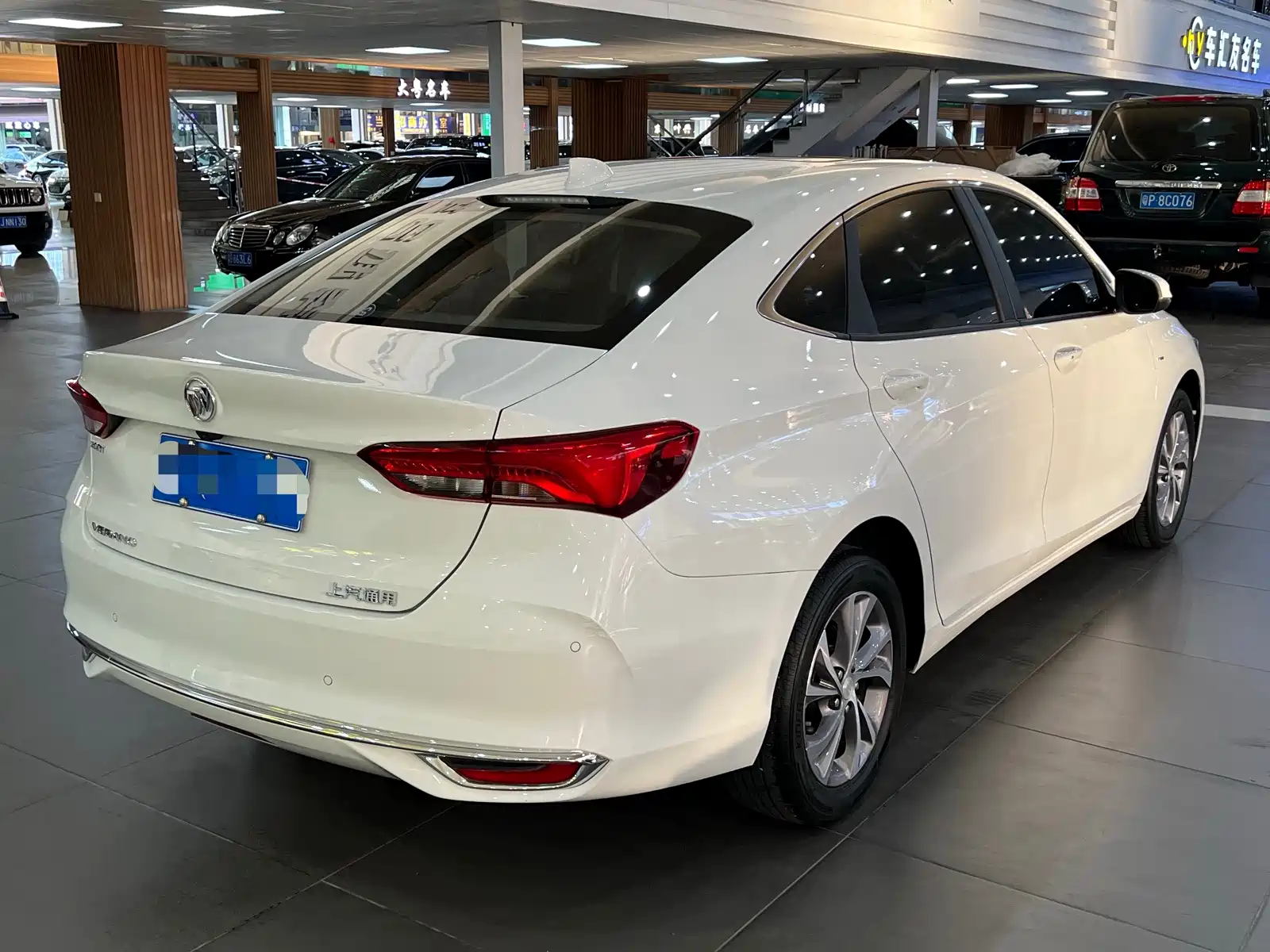 Фото 13 - Buick Verano
