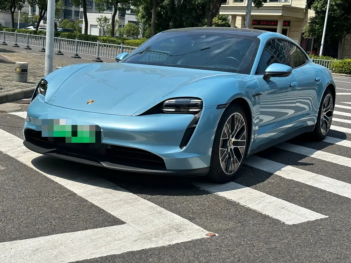 Porsche Taycan 2021 2020 Taycan