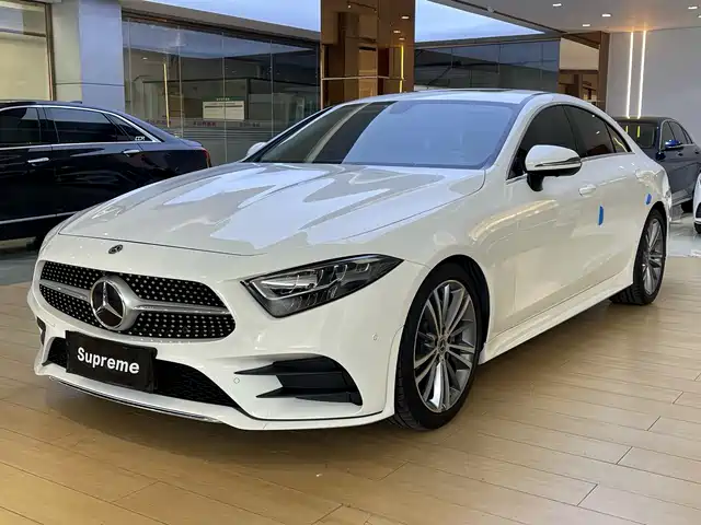 MERCEDES-BENZ CLS