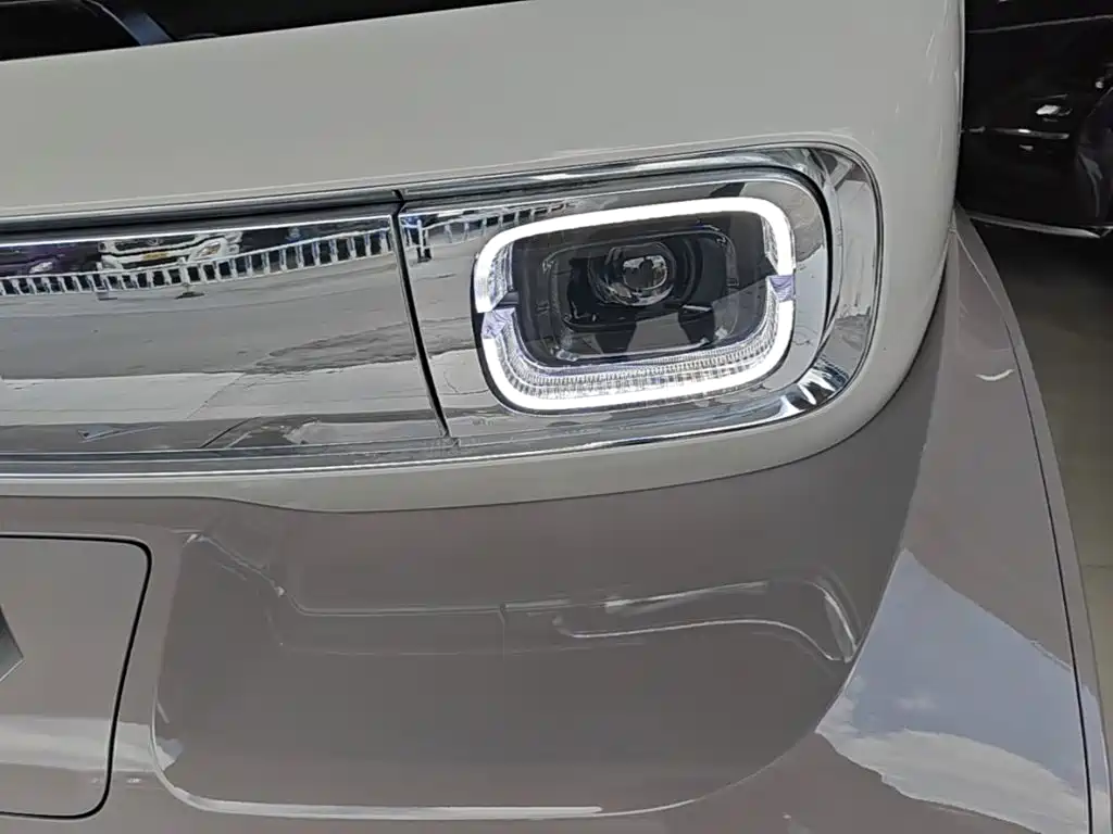 Photo 24 - Baojun KiWi EV