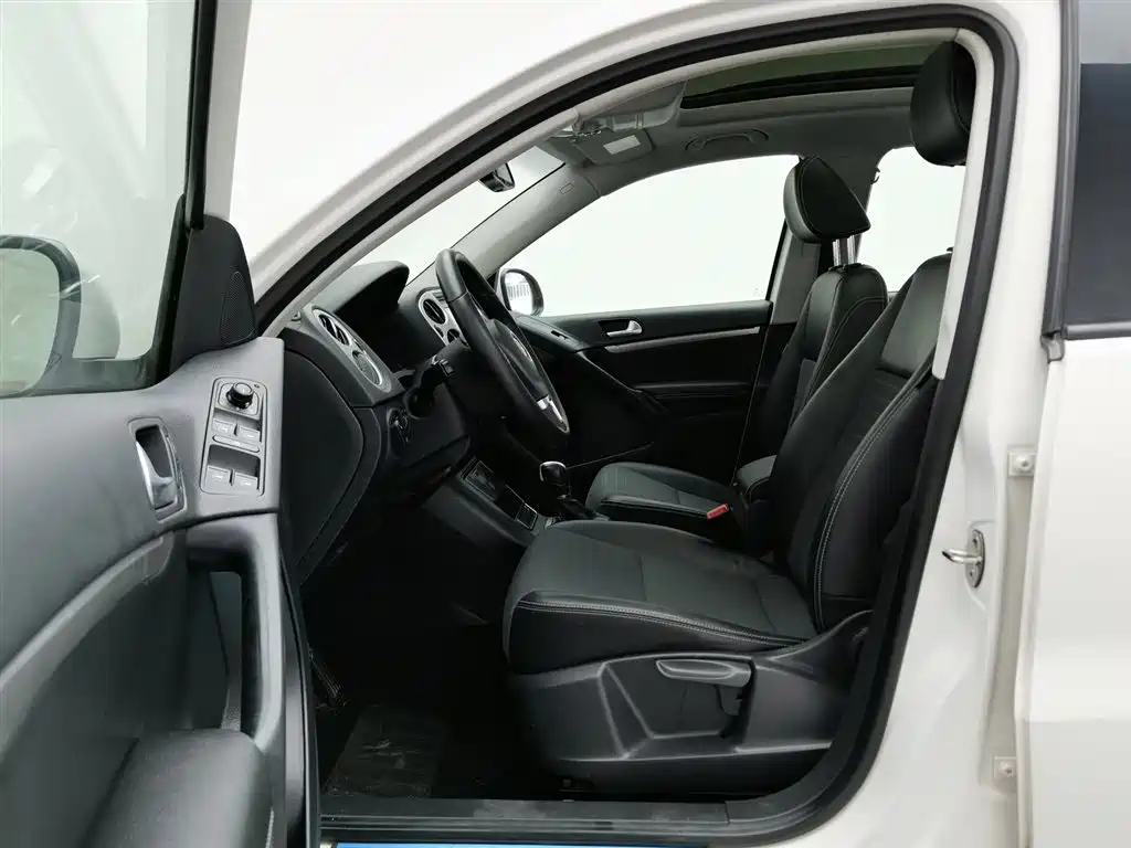 Volkswagen Tiguan 2016 Model 300TSI Automatic 4WD Trend Vision Edition фото 10