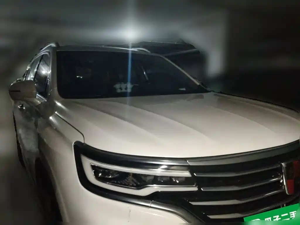 Фото 2 - Roewe RX5 MAX