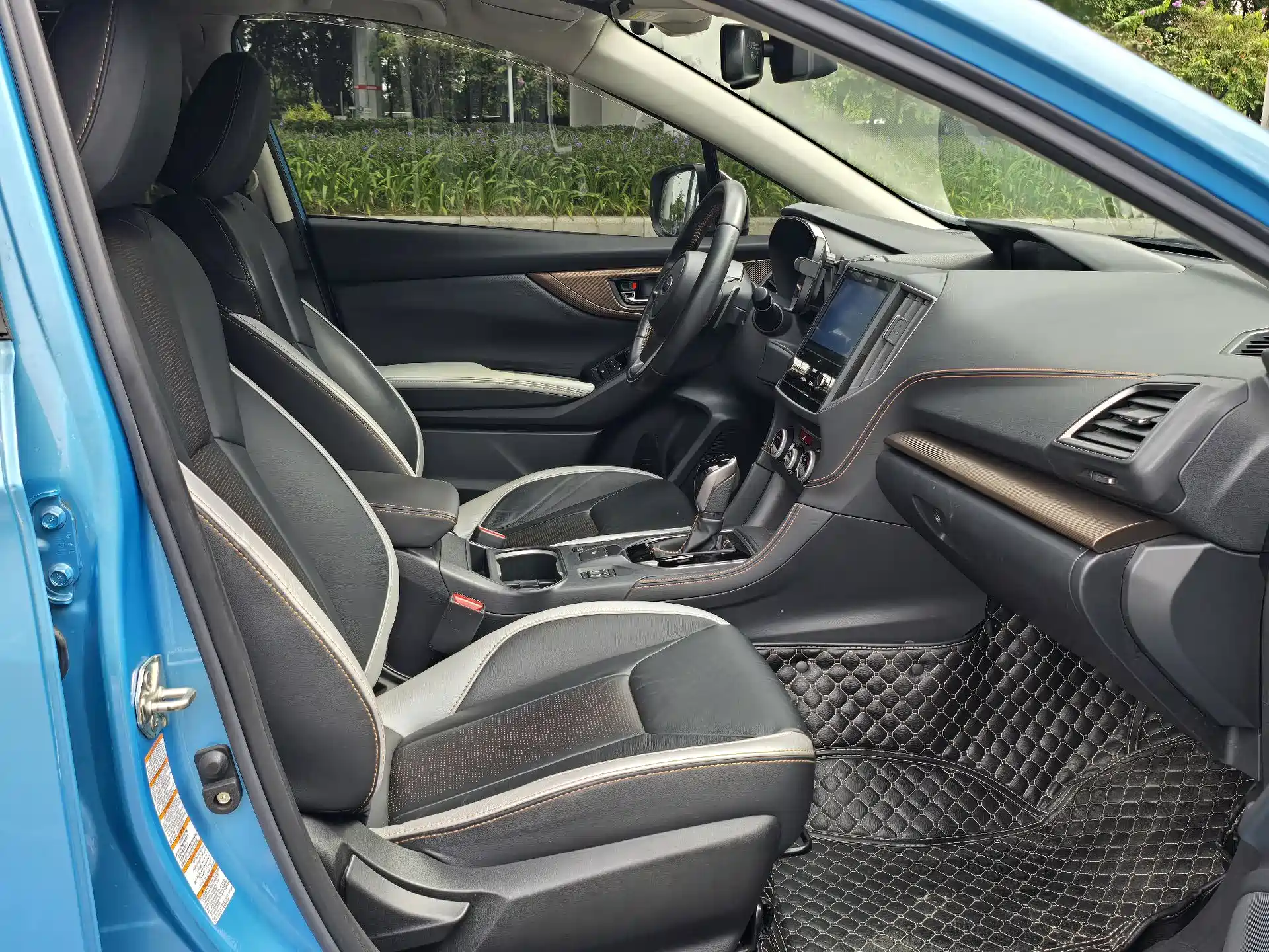 Фото 4 - Subaru XV