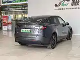 Фото 12 - Tesla Model Y