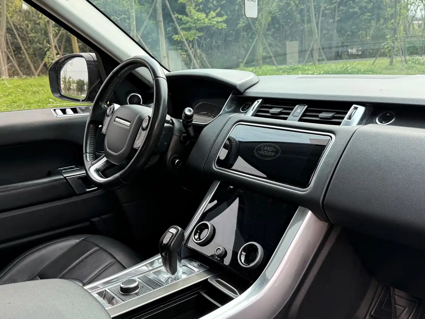 Land Rover Range Rover Sport 2019 3.0 SC V6 Special Edition фото 6