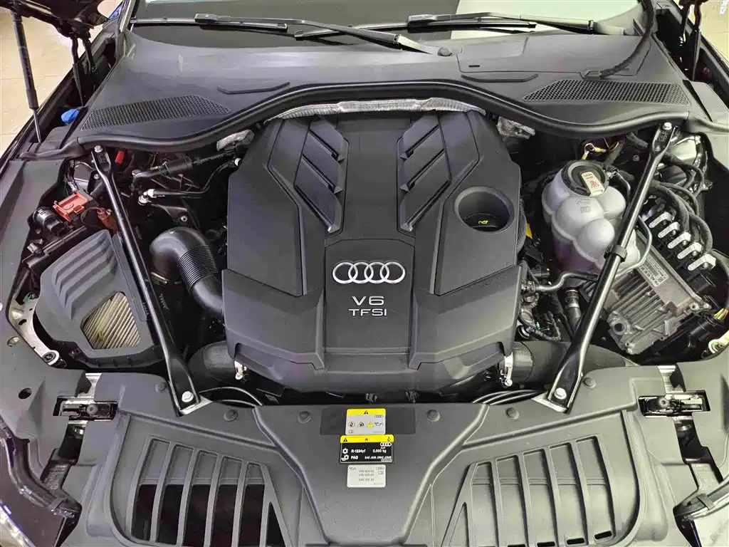 Audi A8 2025 2023 A8L 55 TFSI quattro Flagship