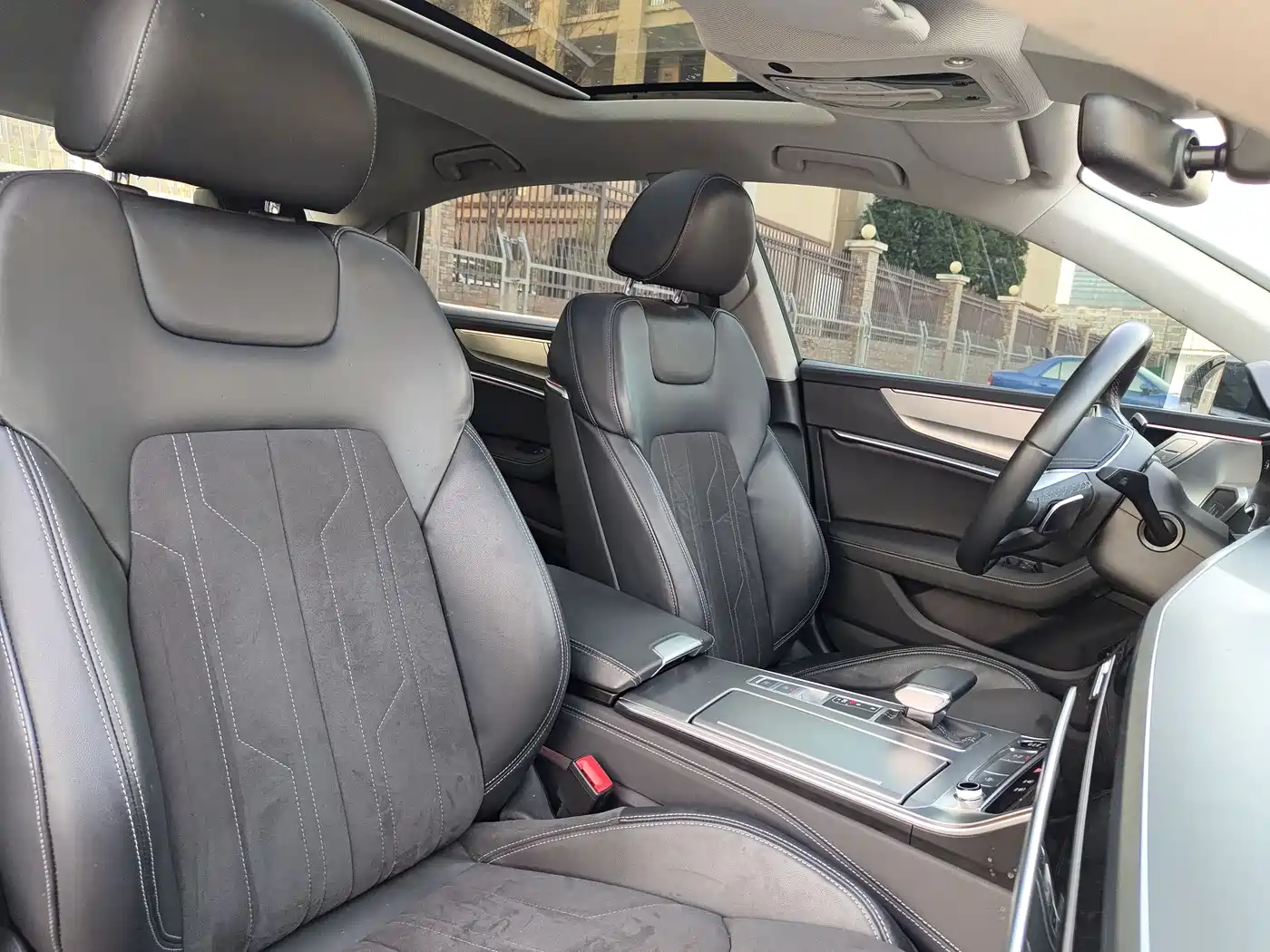 AUDI A7L
