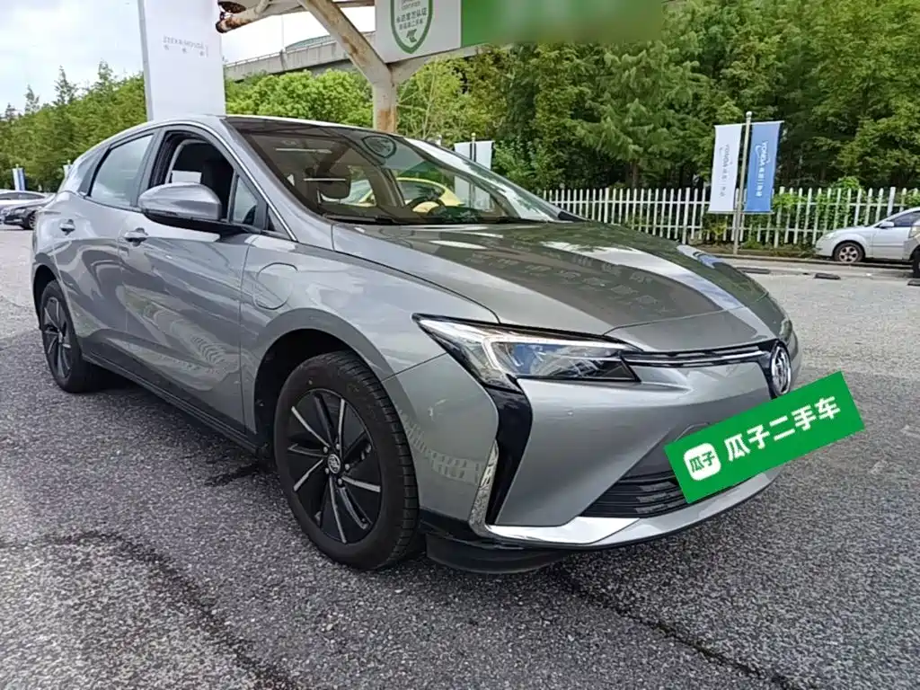 2026 Buick Velite 6