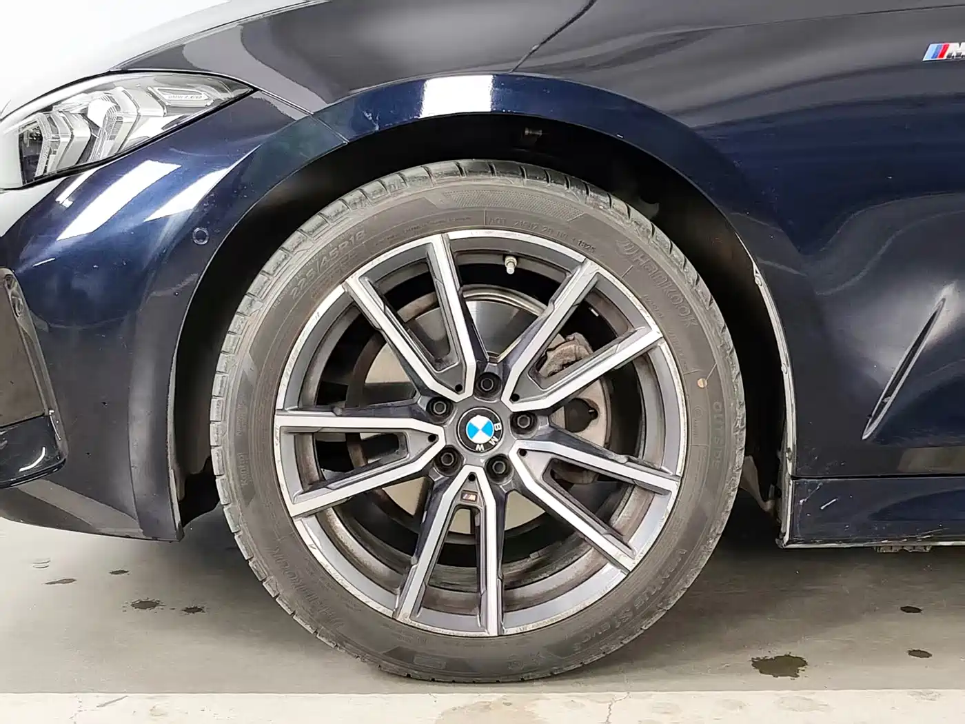 BMW 3 Series 2024 325Li M Sport Package фото 4