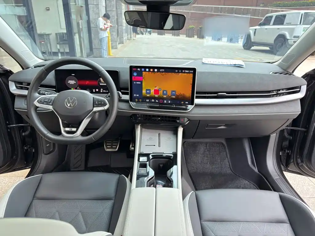 Volkswagen Sagitar 2026 2025 300TSI DSG Mid-range Edition