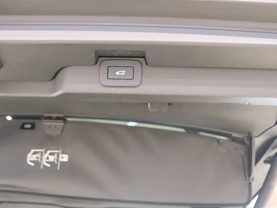 Land Rover Discovery 2024 Model 360PS S фото 22