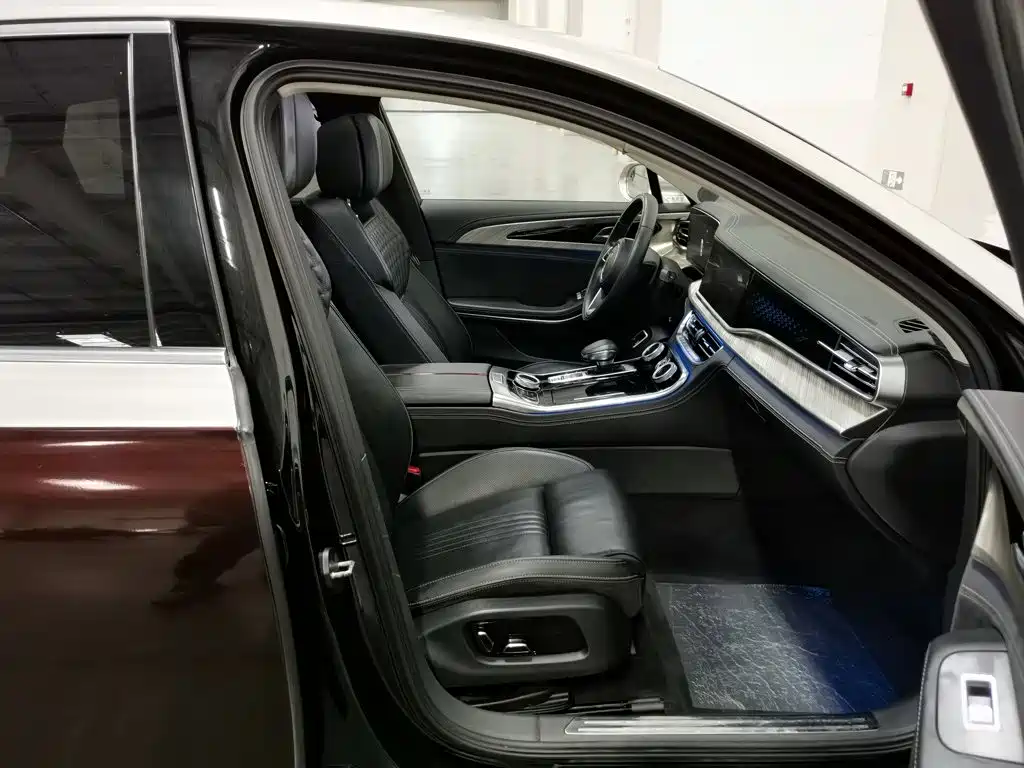Hongqi H9 2020 2020 2.0T Smart Connection Qi Chang Edition