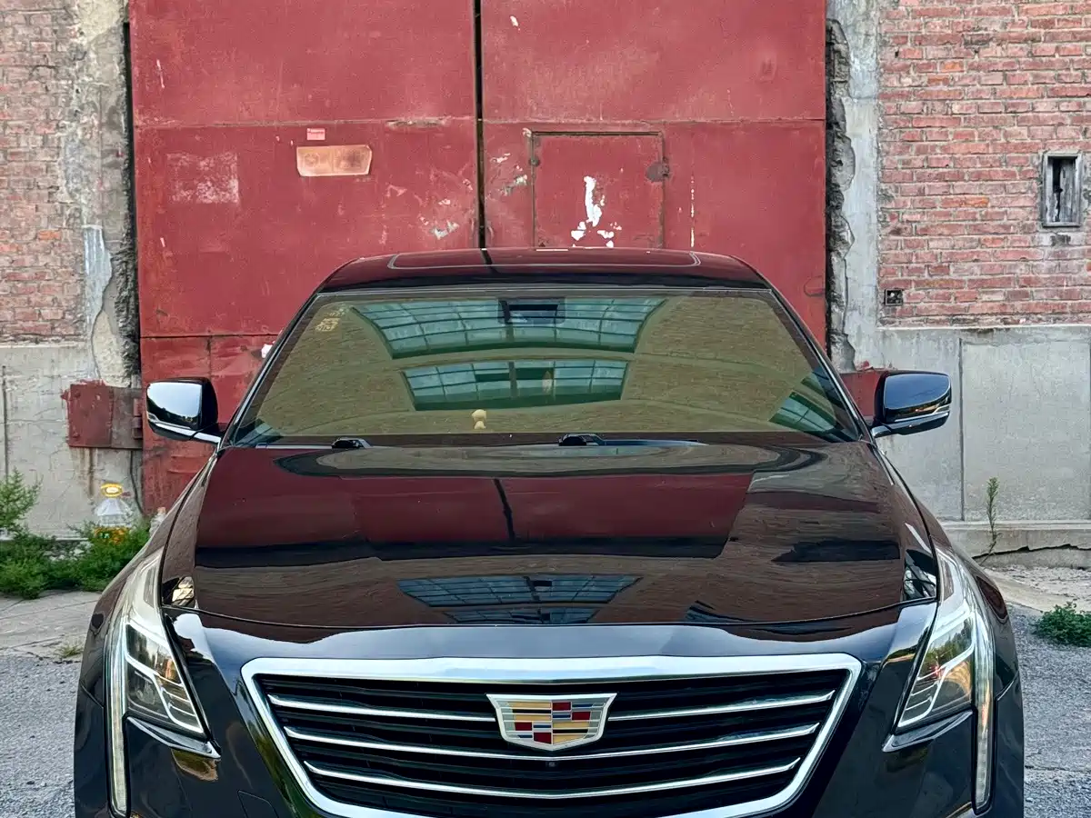 Фото 2 - Cadillac CT6