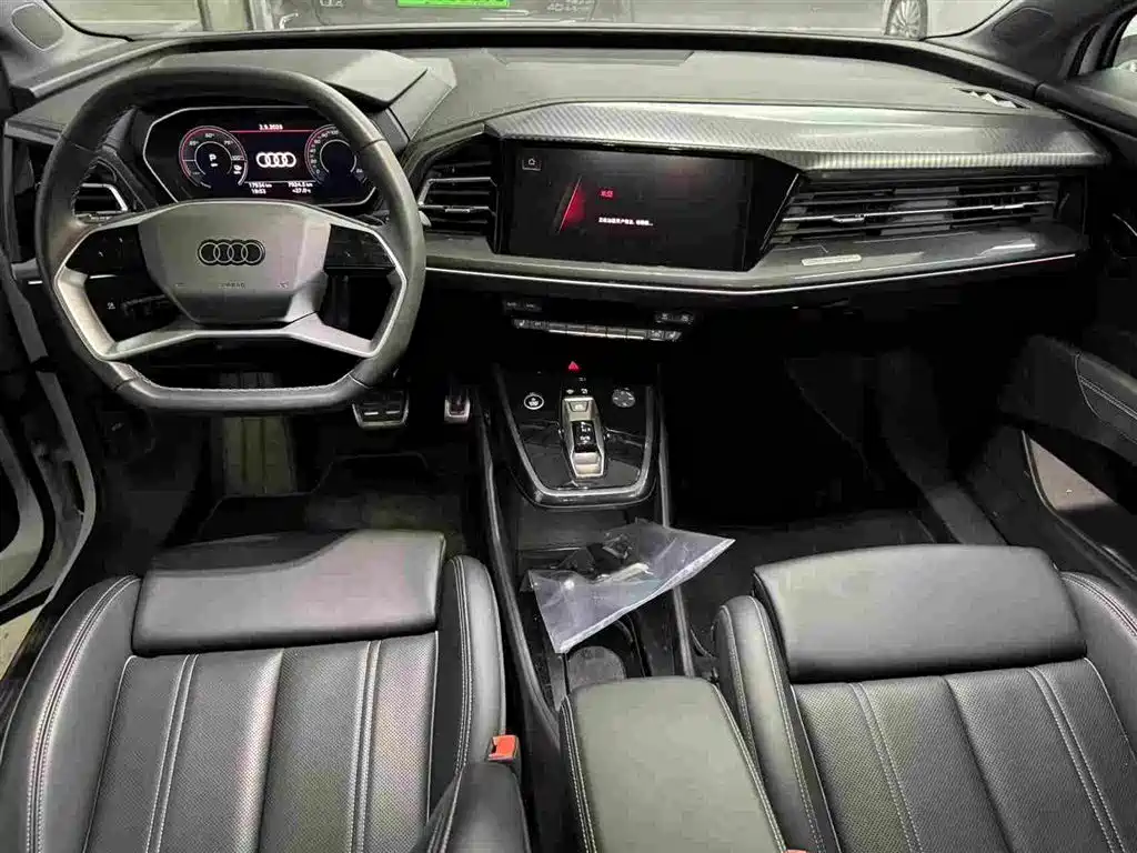 Audi Q4 e-tron 2025 2024 40 e-tron Creation Edition