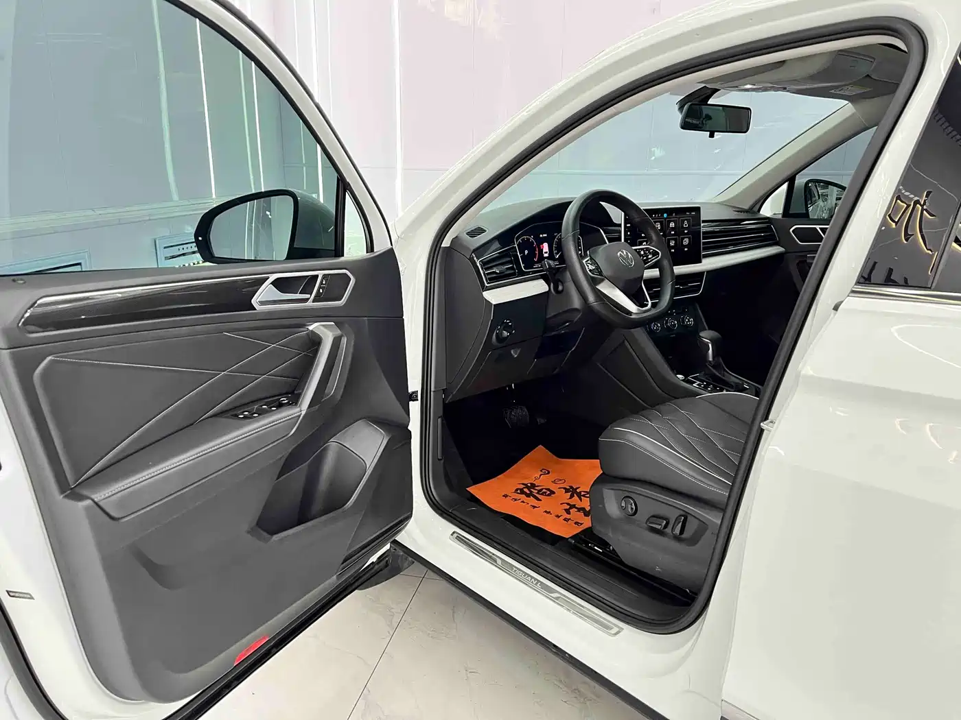 Volkswagen Tiguan L 2023 280TSI 2WD Trend Limited Edition фото 7