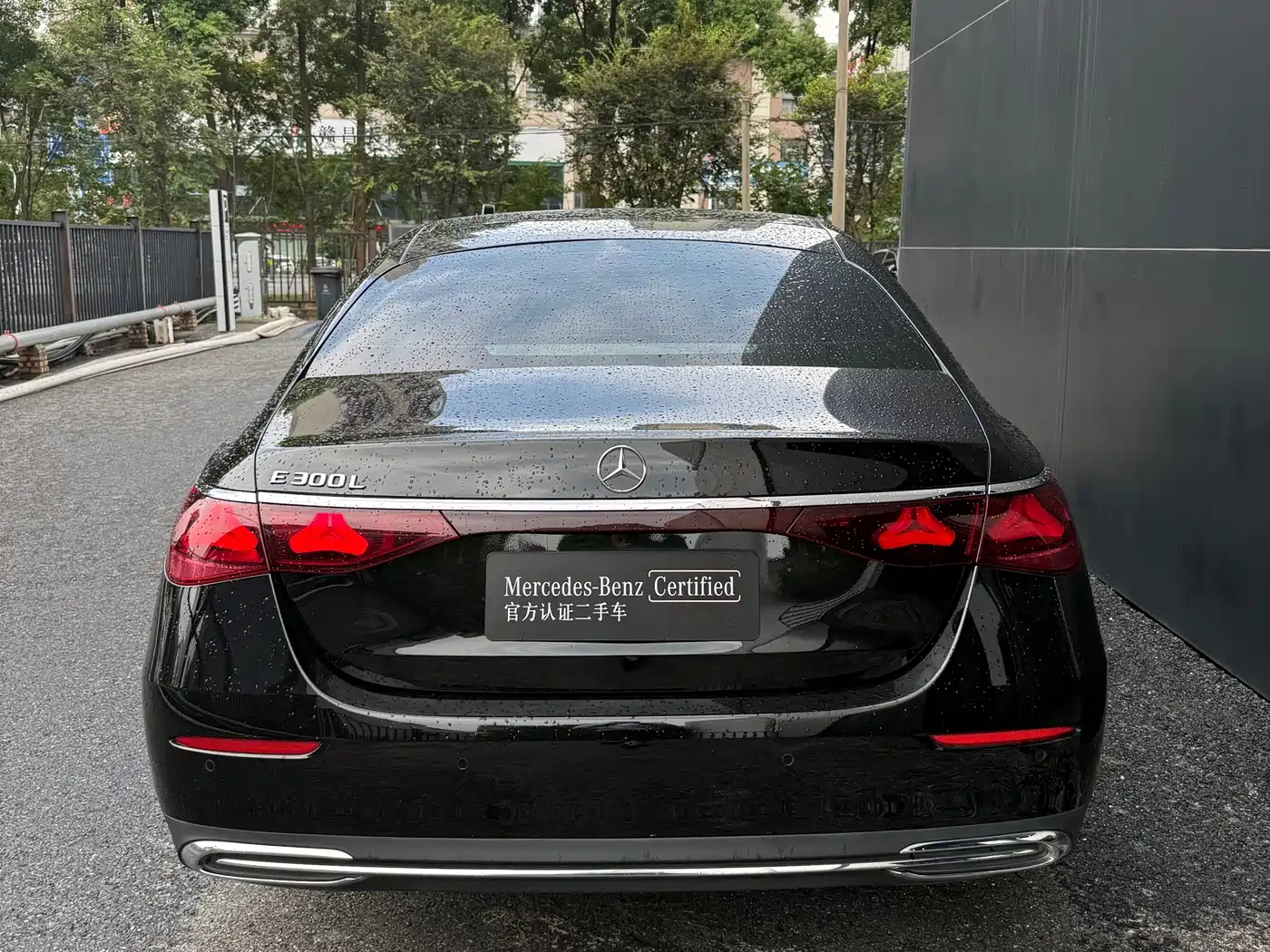 Mercedes-Benz E-Class, миниатюра 10