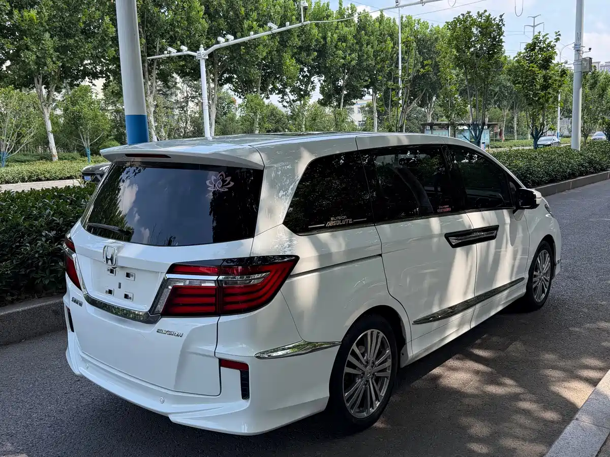 Honda Elysion 2016 2016 2.4L Luxury Edition
