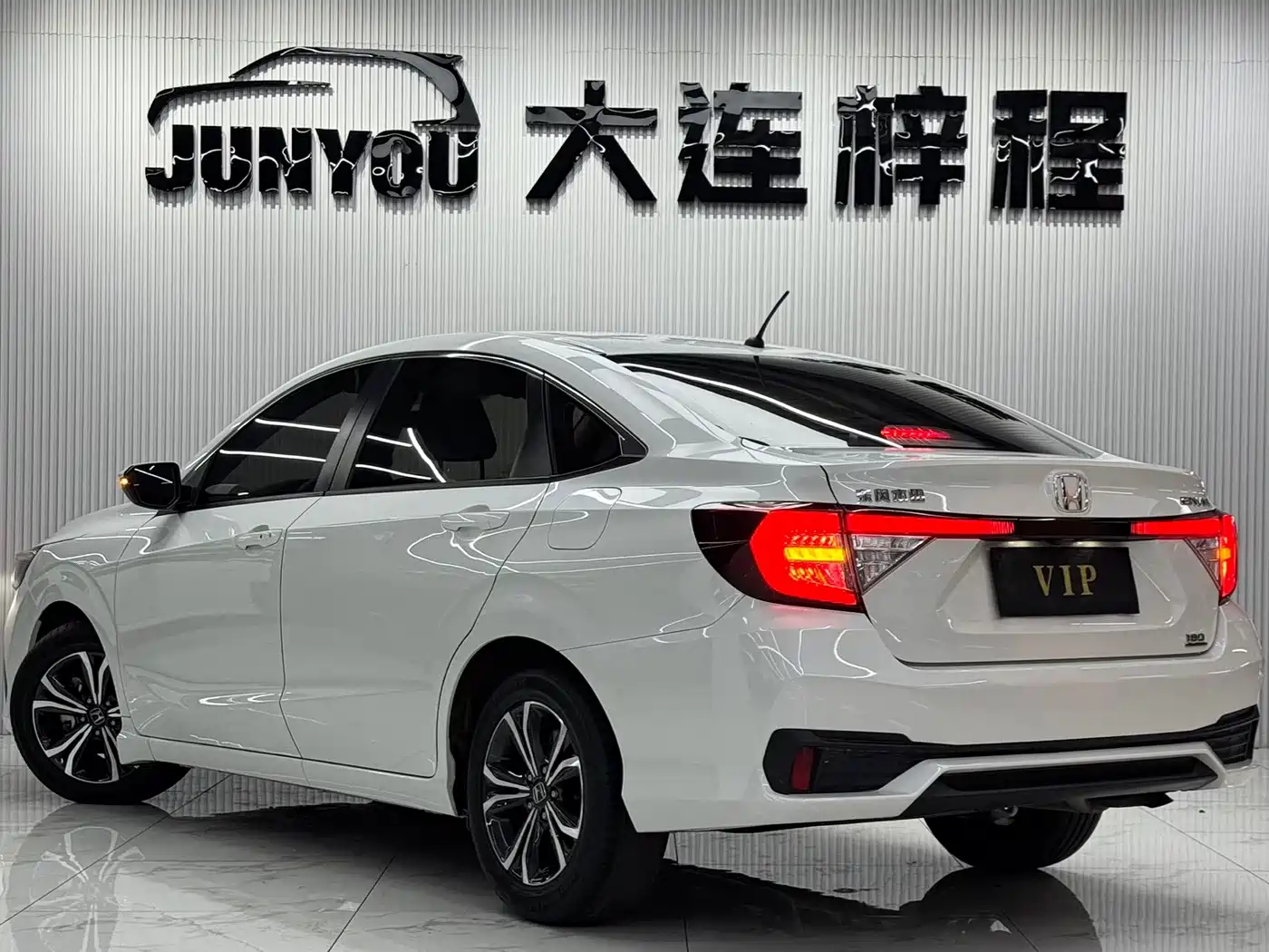 Honda ENVIX 2023 2022 180TURBO CVT Comfort Edition