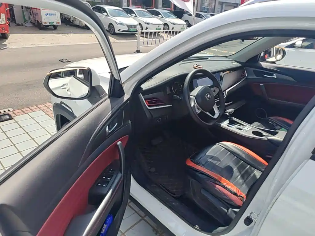 Photo 13 - Changan CS35 PLUS