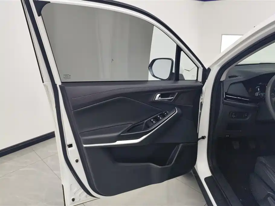 Changan CS15 2021 2021 1.5L Manual Progressive
