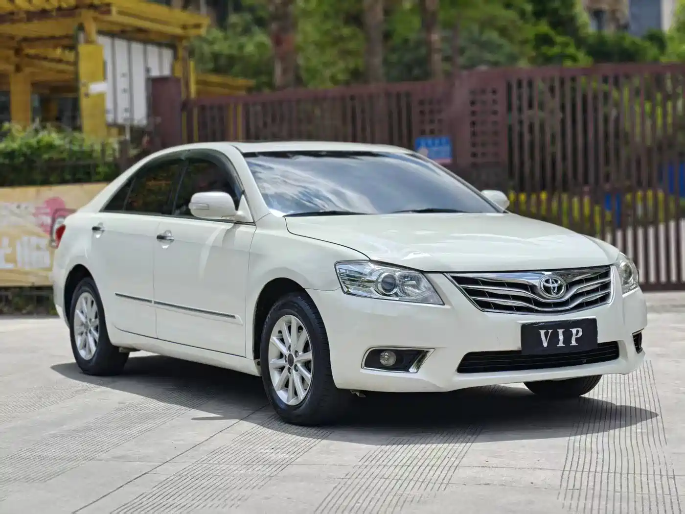 Toyota Camry 2013 200G Classic Luxury Edition фото 3