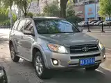 Фото 1 - Toyota RAV4