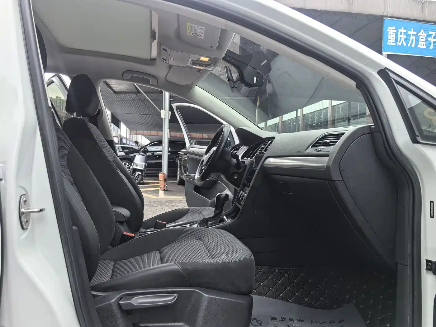 Volkswagen Golf 2020 280TSI DSG Comfort фото 7