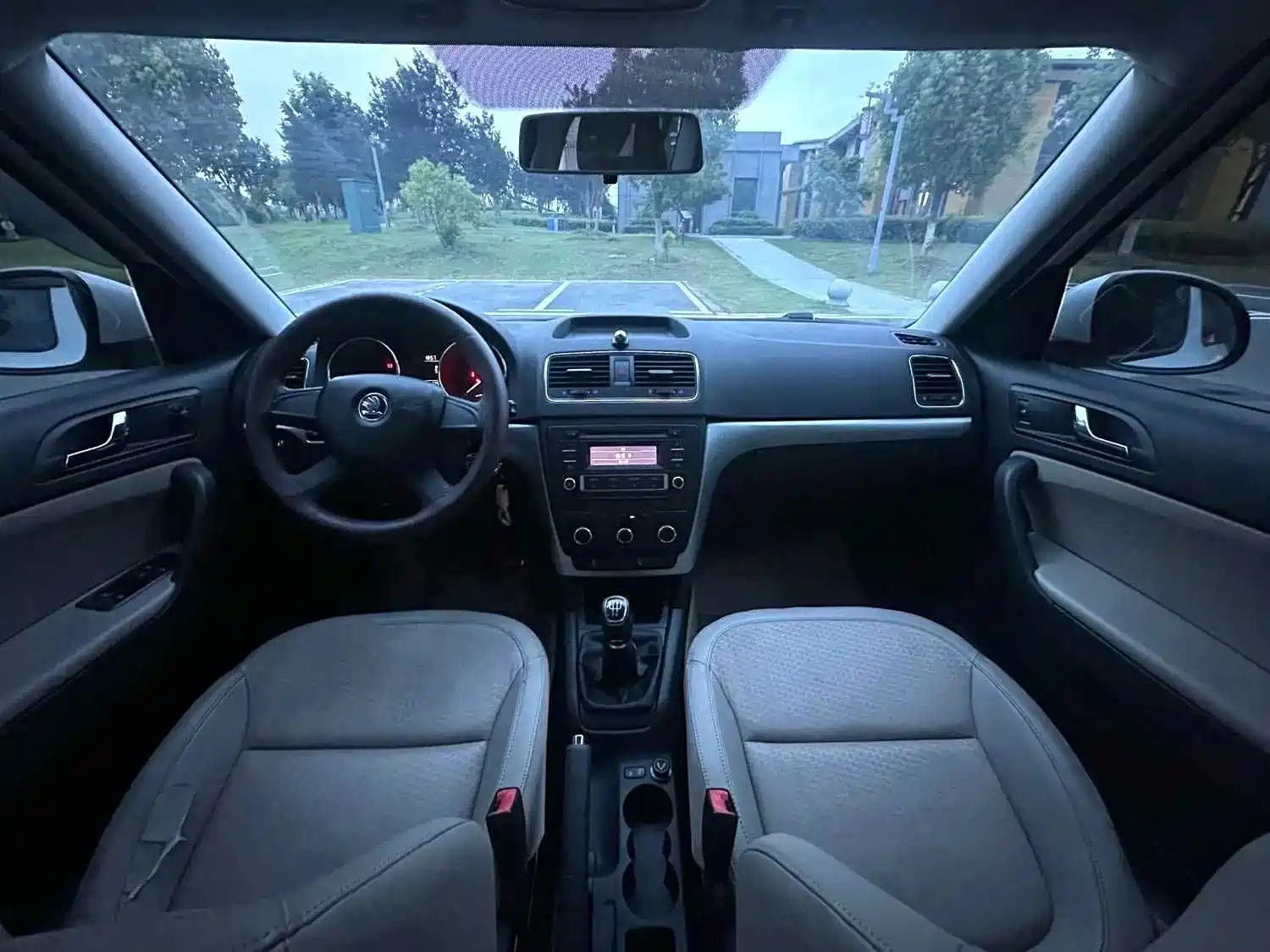 Photo 3 - Škoda Yeti