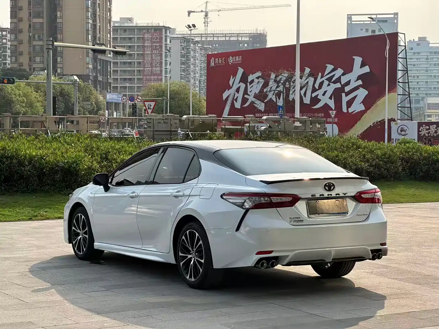 Toyota Camry 2018 2.5S Trend Edition фото 6