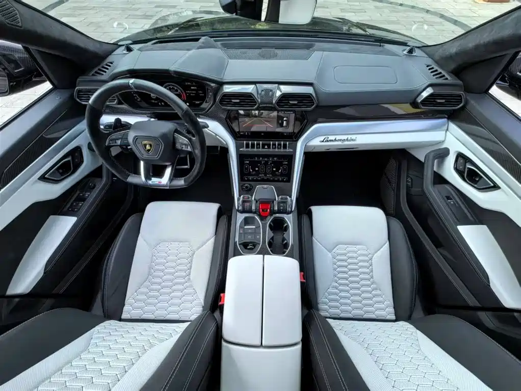 Lamborghini Urus 2021 4.0T V8 фото 9