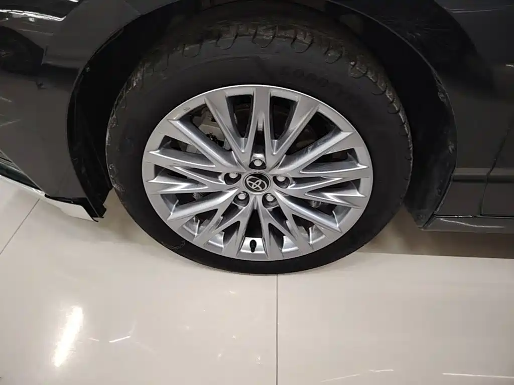 Toyota Avalon 2026 2024 Model Hybrid 2.5L XLE Prestige Edition