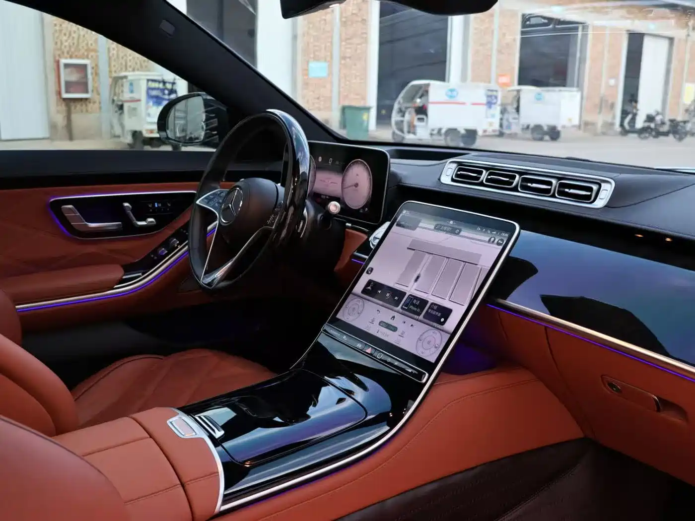 Фото 17 - Mercedes-Benz Maybach S-Class