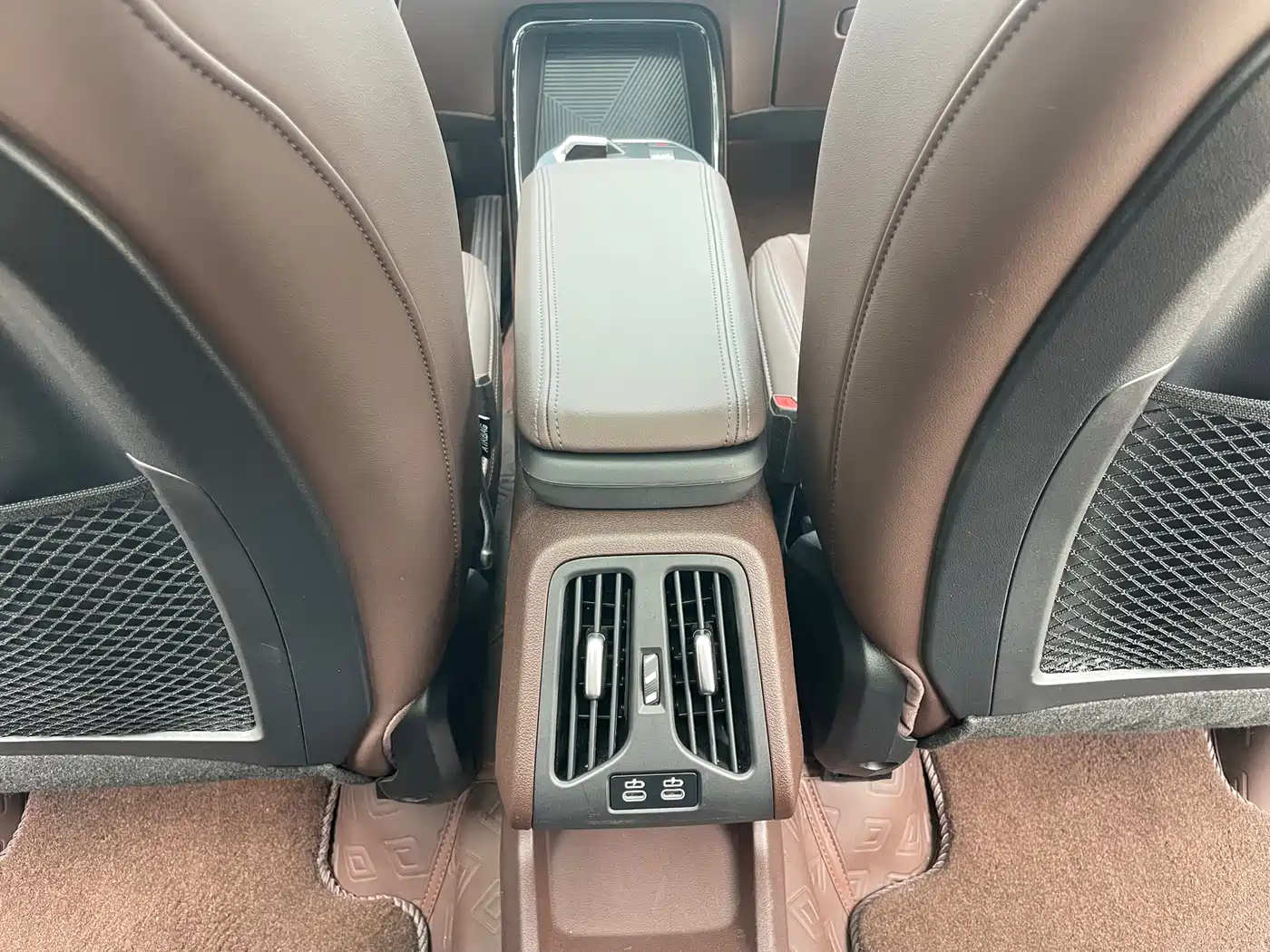 BMW X1 2023 sDrive20Li X Design Package фото 15