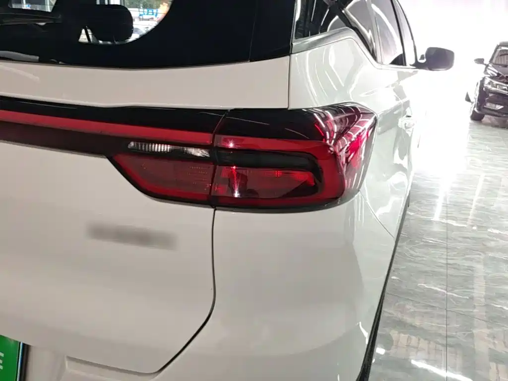 Фото 8 - Chery Tiggo 7